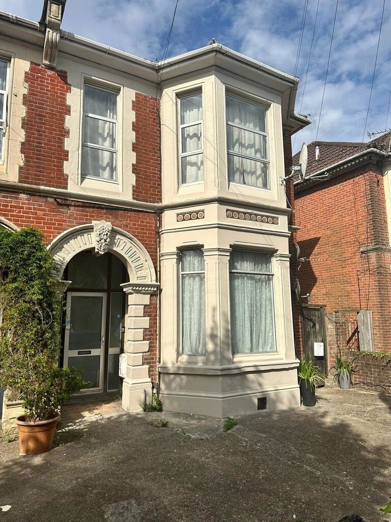 Denzil Avenue, City Centre, Southampton, SO14 0LN