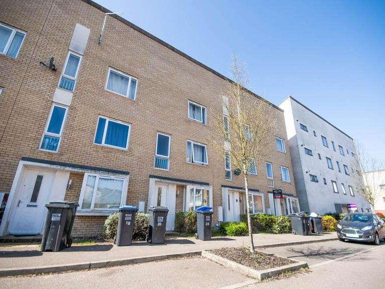 Aviation Avenue, Hatfield, Hertfordshire, AL10 9UD