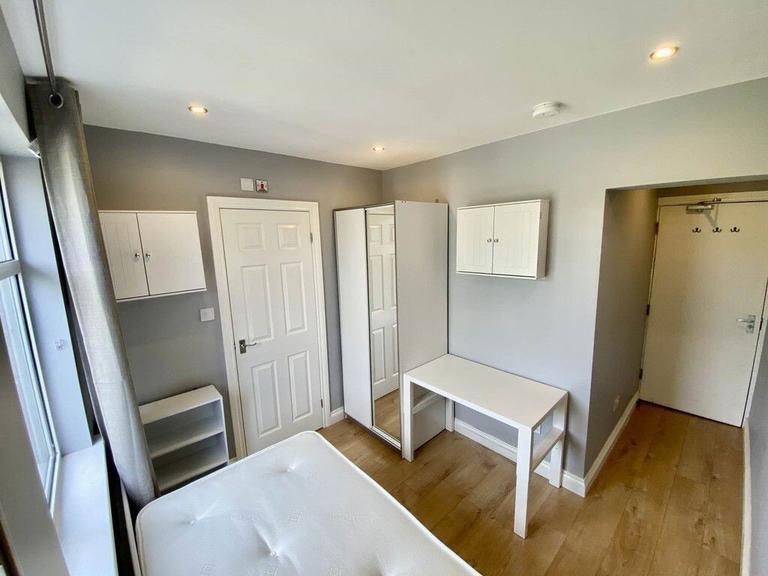 Broadlands Road, Portswood, Southampton, SO17 3AR