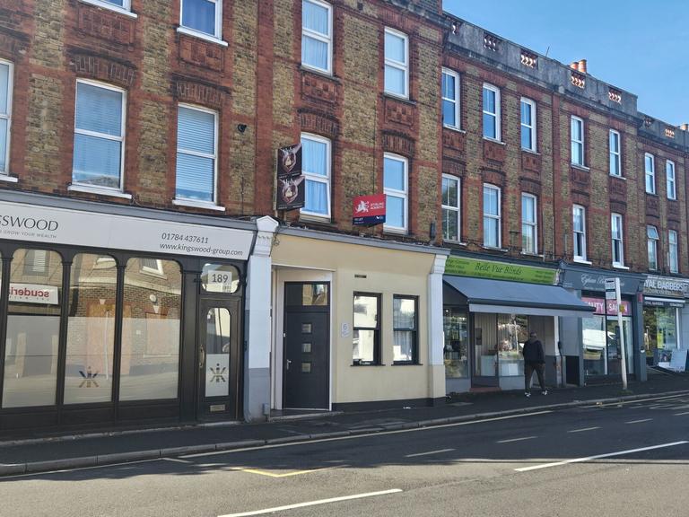 190 High Street, Egham, Surrey, TW20 9ED