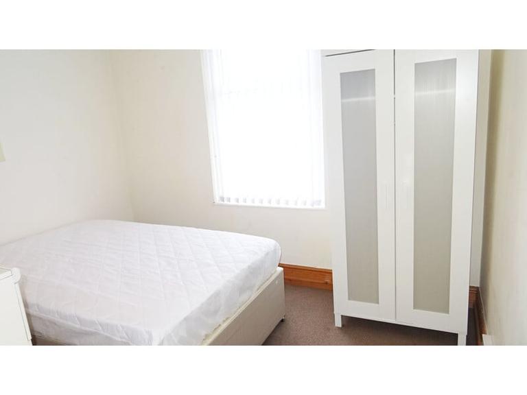 Woodville Road, Cathays, Cardiff, CF24 4EE