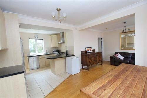 Myrtle Road, Hampton, London, TW12 1QB