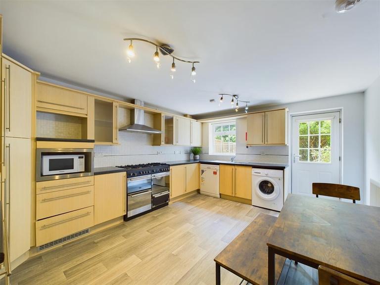 Wren Close, Forest Road, Loughborough, LE11 3HL