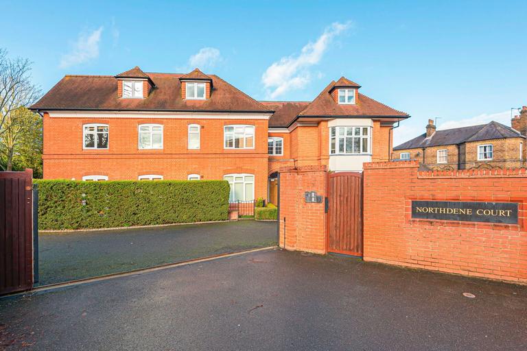 Egham Hill, Egham, Surrey, TW20 0AL