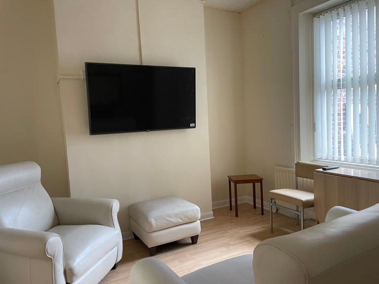 Tenth Avenue, Heaton, Newcastle, NE6 5XU