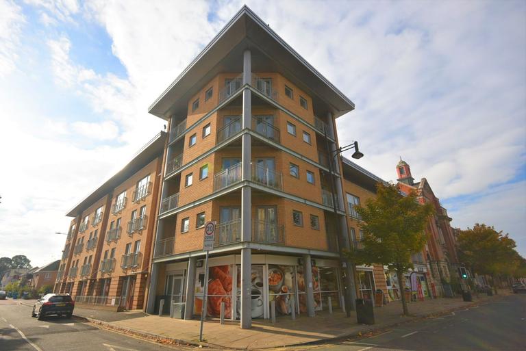 Hulme Manchester, Hulme, Manchester, M15 5TA