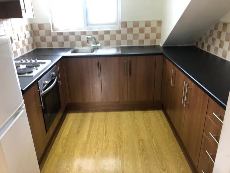 Broadway, Roath, Cardiff, CF24 1QE