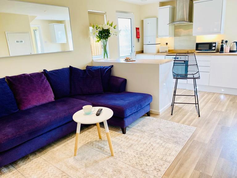 5 bedroom house for rent Garrick Road, Bath, BA2 1QX UniHomes