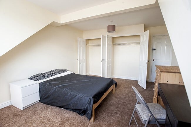 Wayland Road, Ecclesall, Sheffield, S11 8YE