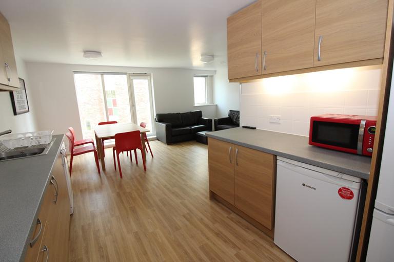 Columbia Lodge, Vermont Close, Bassett, Southampton, SO16 7QL