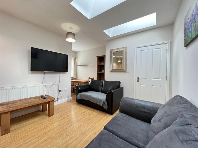 West Bridgford, West Bridgford, Nottingham, NG2 5DW