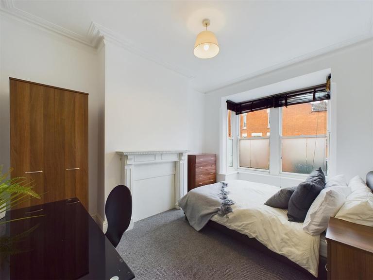 William Street, Ashby, Loughborough, LE11 3BX