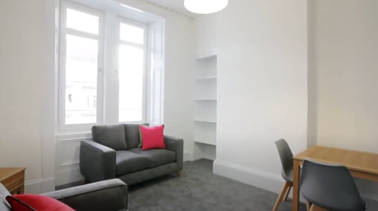 Meadowpark Street, 2F2, City Centre, Glasgow, G31 2RX Meadowpark Street, 2F2, City Centre, Glasgow, G31 2RX
