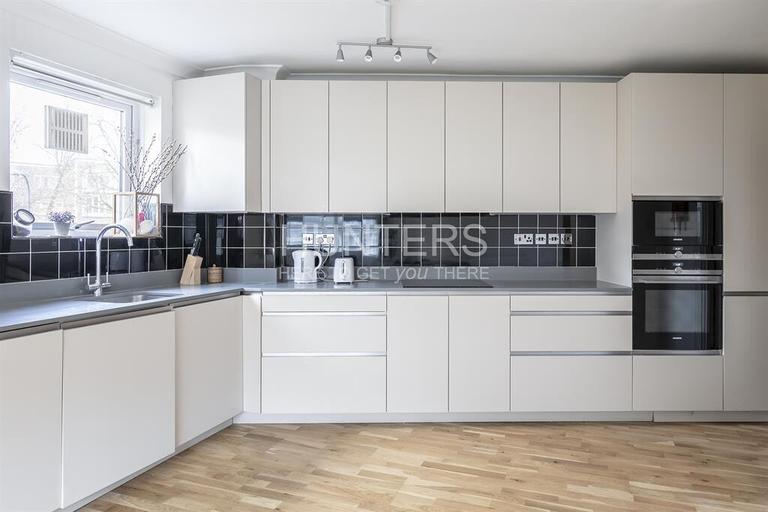 Sheridan Court, Camden, London, NW6 4RY