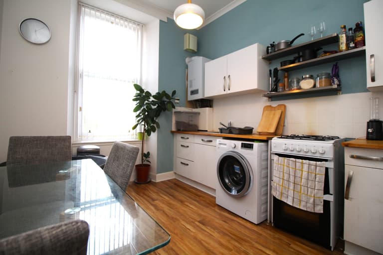 Maxwell Road, Flat 1/1, West End, Glasgow, G41 1QE Maxwell Road, Flat 1/1, West End, Glasgow, G41 1QE