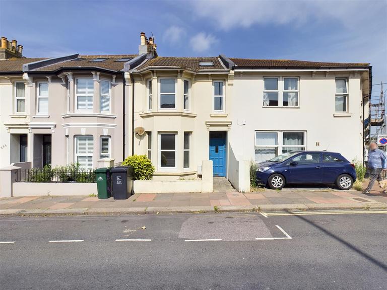 4 bedroom house for rent Queens Park Road, Brighton, BN2 9XJ UniHomes