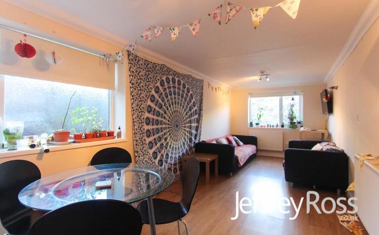 Minny Street, Cathays, Cardiff, CF24 4ER