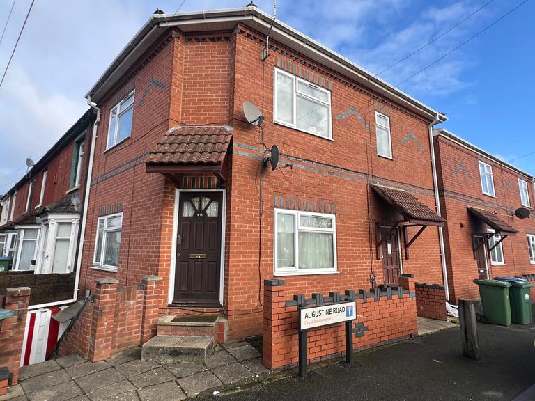 Radcliffe Road, Portswood, Southampton, SO14 0PN