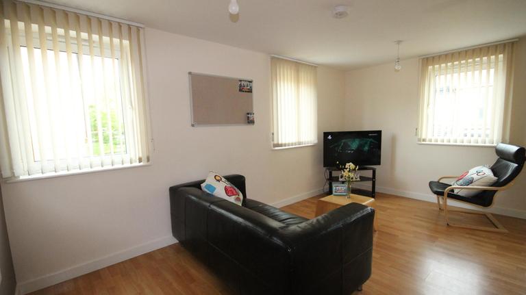 Broom Street, Broomhall, Sheffield, S10 2DA