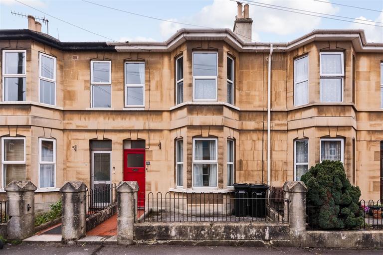Victoria Road, Oldfield Park, Bath, BA2 3QY
