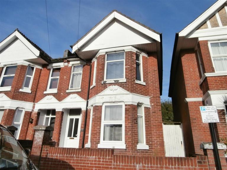 Highfield Crescent, Highfield, Southampton, SO17 1SF