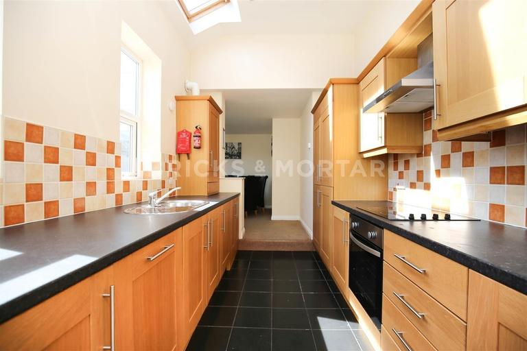Holmwood Grove, Jesmond, Newcastle, NE2 3DS