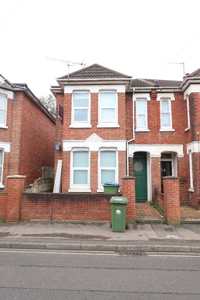 Newcombe Road Hampshire, The Polygon, Southampton, SO15 2FS