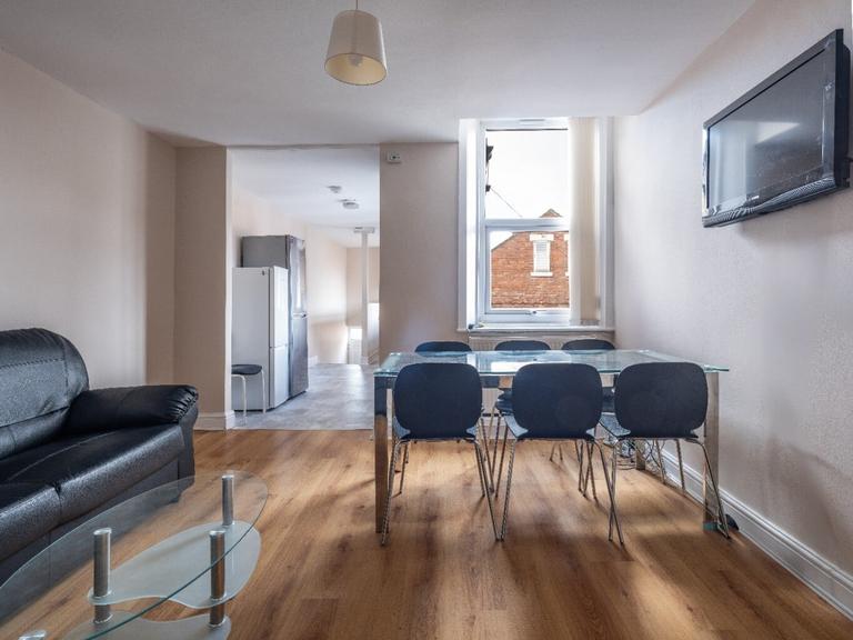 Stratford Road, Heaton, Newcastle, NE6 5AS