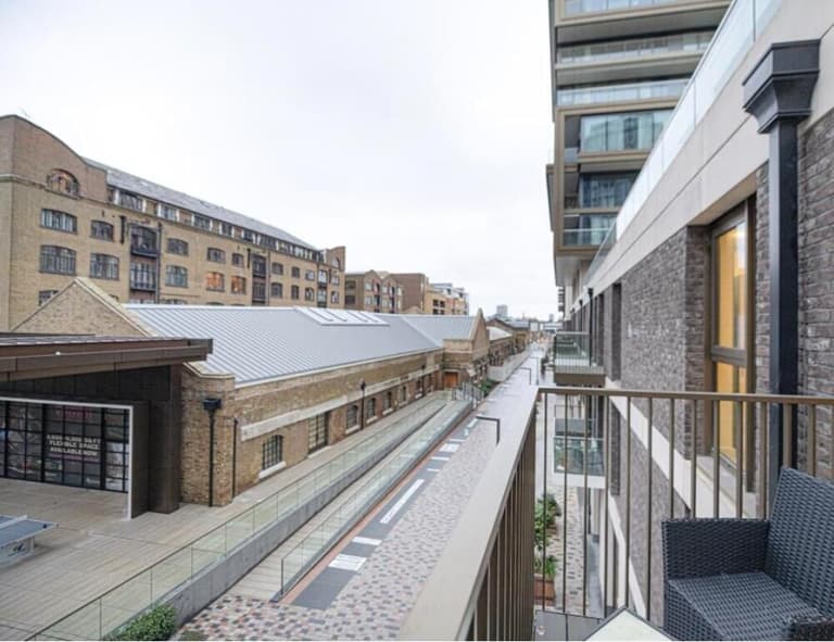 1 Merino Garden, Tower Hill, London, E1W 2DF 1 Merino Garden, Tower Hill, London, E1W 2DF