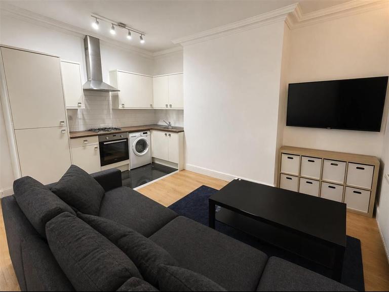 Clarendon Road, Woodhouse, Leeds, LS2 9NZ