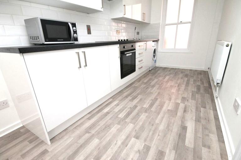 High Street St Gregorys Kent, City Centre, Canterbury, CT1 1BF