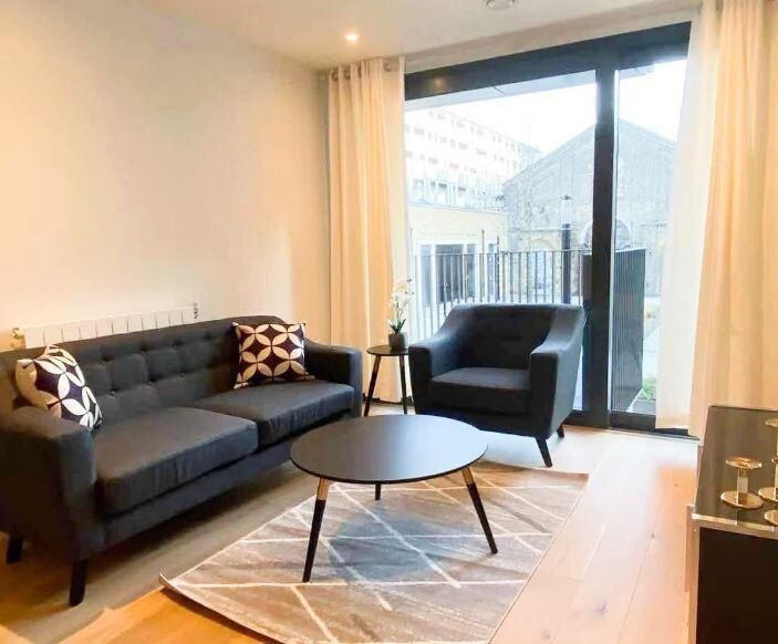 Major Draper Street, Woolwich, London, SE18 6ZF