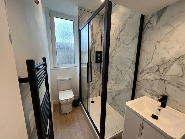 Easter Road, Leith, Edinburgh, EH6 8JU