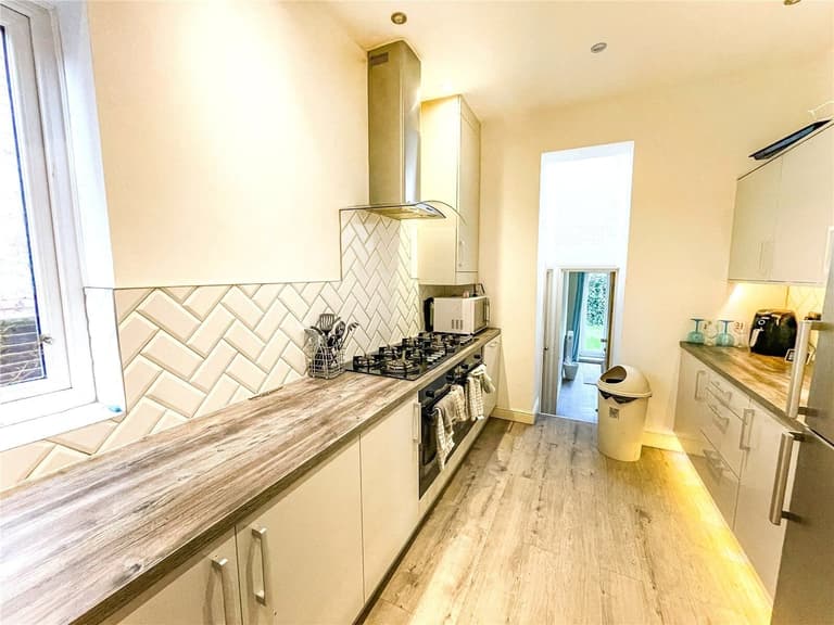 Slade Lane, Fallowfield, Manchester, M19 2BA Slade Lane, Fallowfield, Manchester, M19 2BA