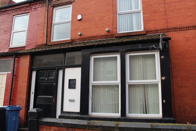 5 bedroom house for rent Russell Road, Liverpool, L18 1EA UniHomes
