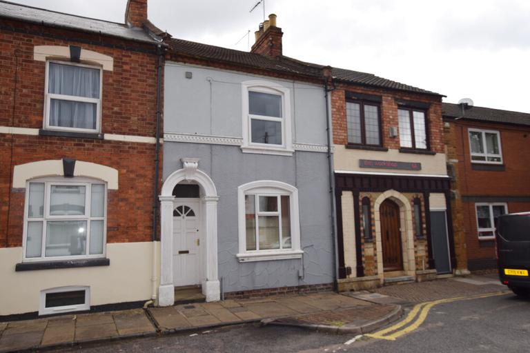 4 bedroom house for rent Cranstoun Street, 24/25, Northampton, NN1 3BH