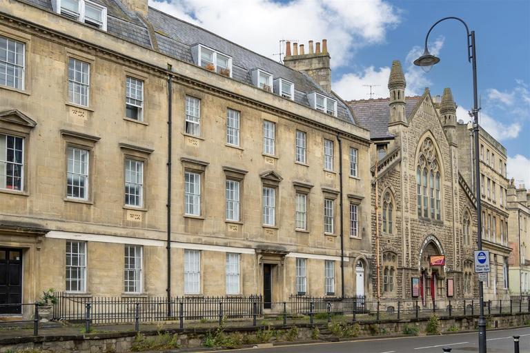Fountain Buildings, City Centre, Bath, BA1 5DU