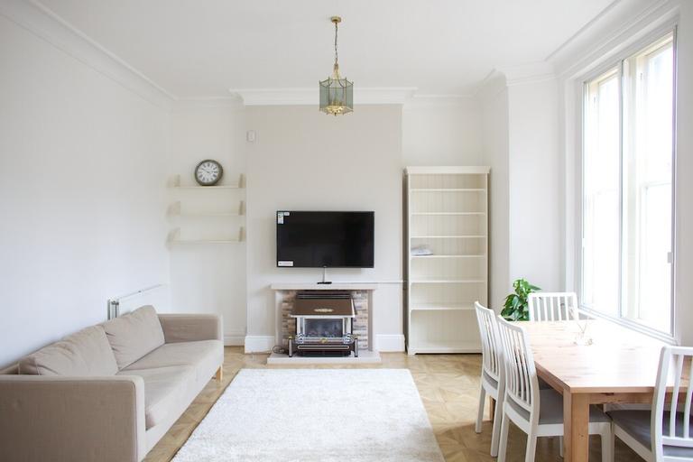 Trelawney Road, Cotham & Kingsdown, Bristol, BS6 6DX