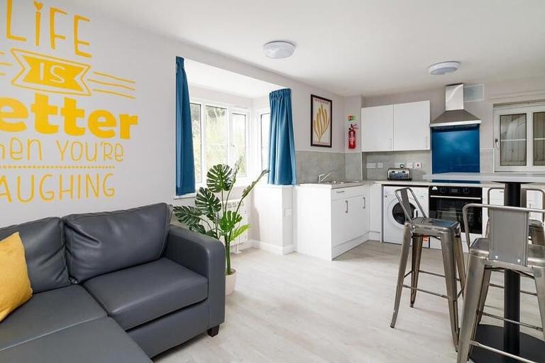 College Road, City Centre, Canterbury, CT1 1UW