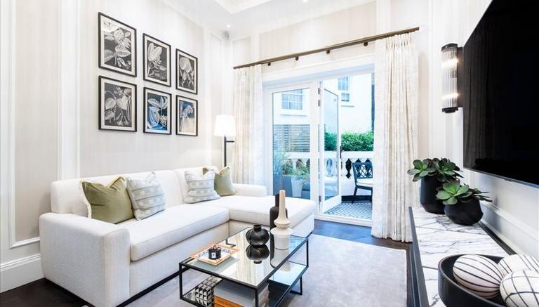 London, Paddington, London, W8 5PQ
