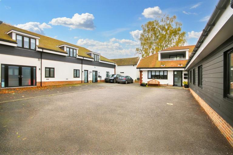 Burrows Lane, Guildford, Surrey, GU5 9QE