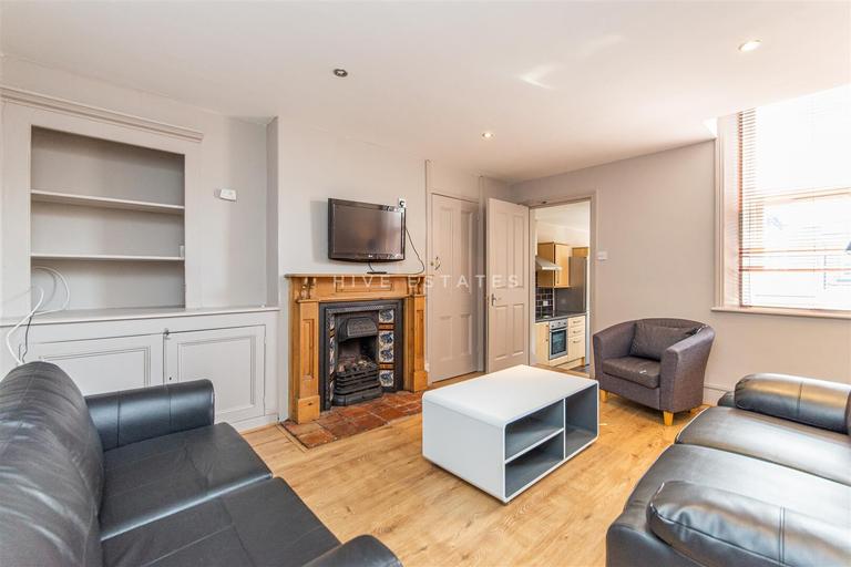 Oakland Road, Jesmond, Newcastle, NE2 3DR