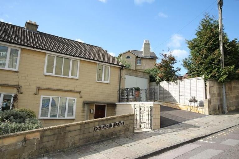 4 bedroom house for rent Portland Terrace, Bath, BA1 2SH UniHomes