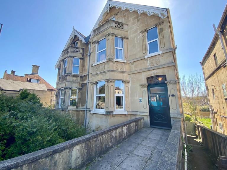 Newbridge Road, Newbridge, Bath, BA1 3HE