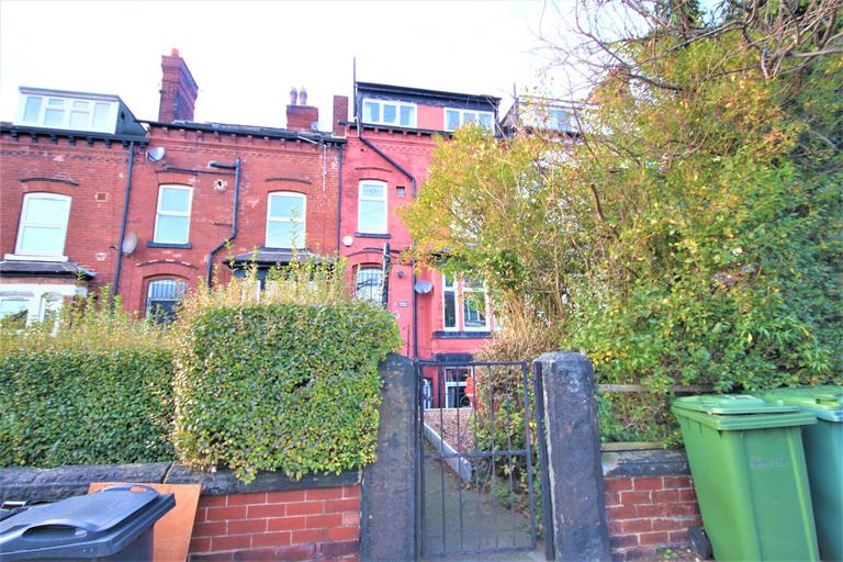 Victoria Terrace, Woodhouse, Leeds, LS3 1BX