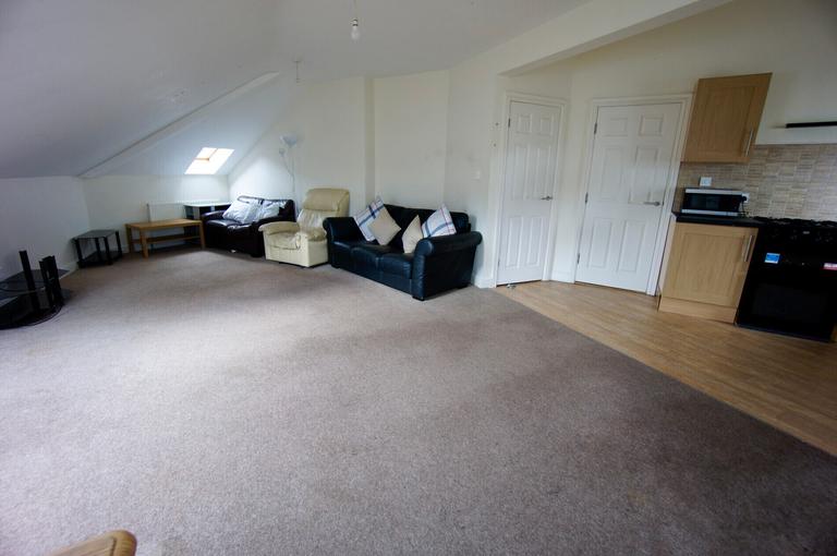 4 bedroom apartment for rent Glossop Road, Sheffield, S10 2QE UniHomes