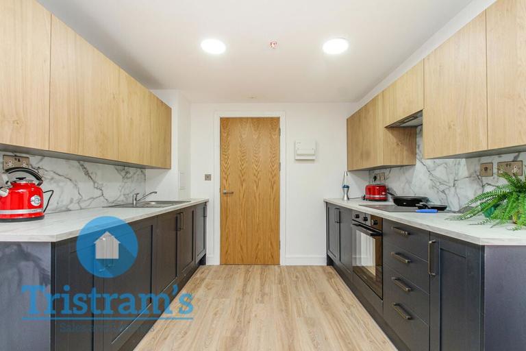 203 Ilkeston Road, Lenton, Nottingham, NG7 2BY