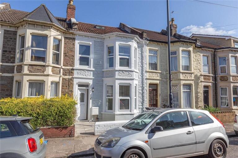Forest Road, Fishponds, Bristol, BS16 3XH