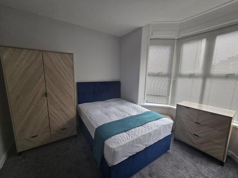 Myrtle Road, Clarendon Park, Leicester, LE2 1FX