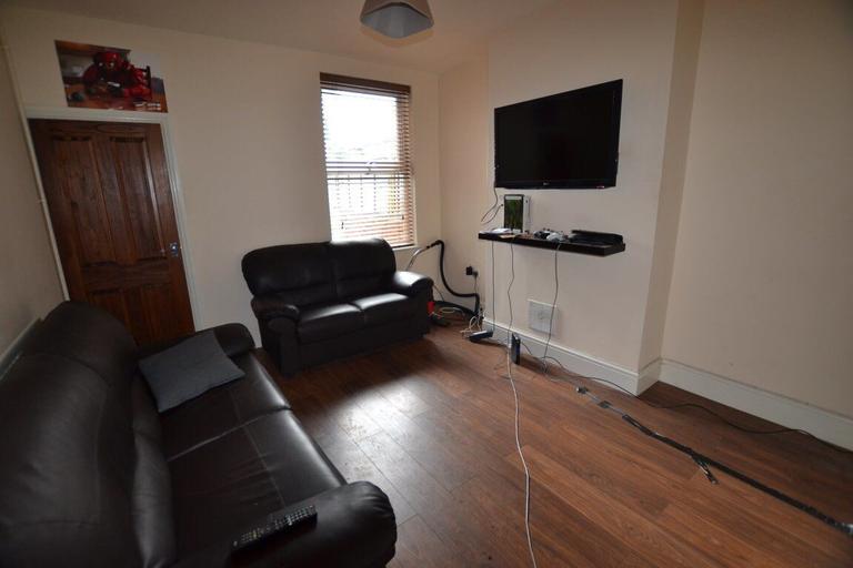 2 bedroom house for rent Peach Street, Derby, DE22 3EQ UniHomes